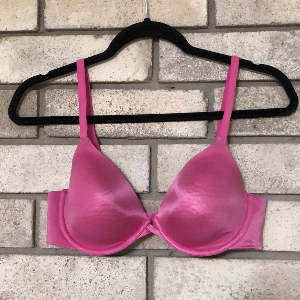 3for$20 bra has underwire 34C
